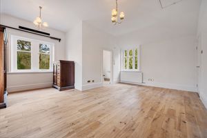 Photo 33- click for photo gallery